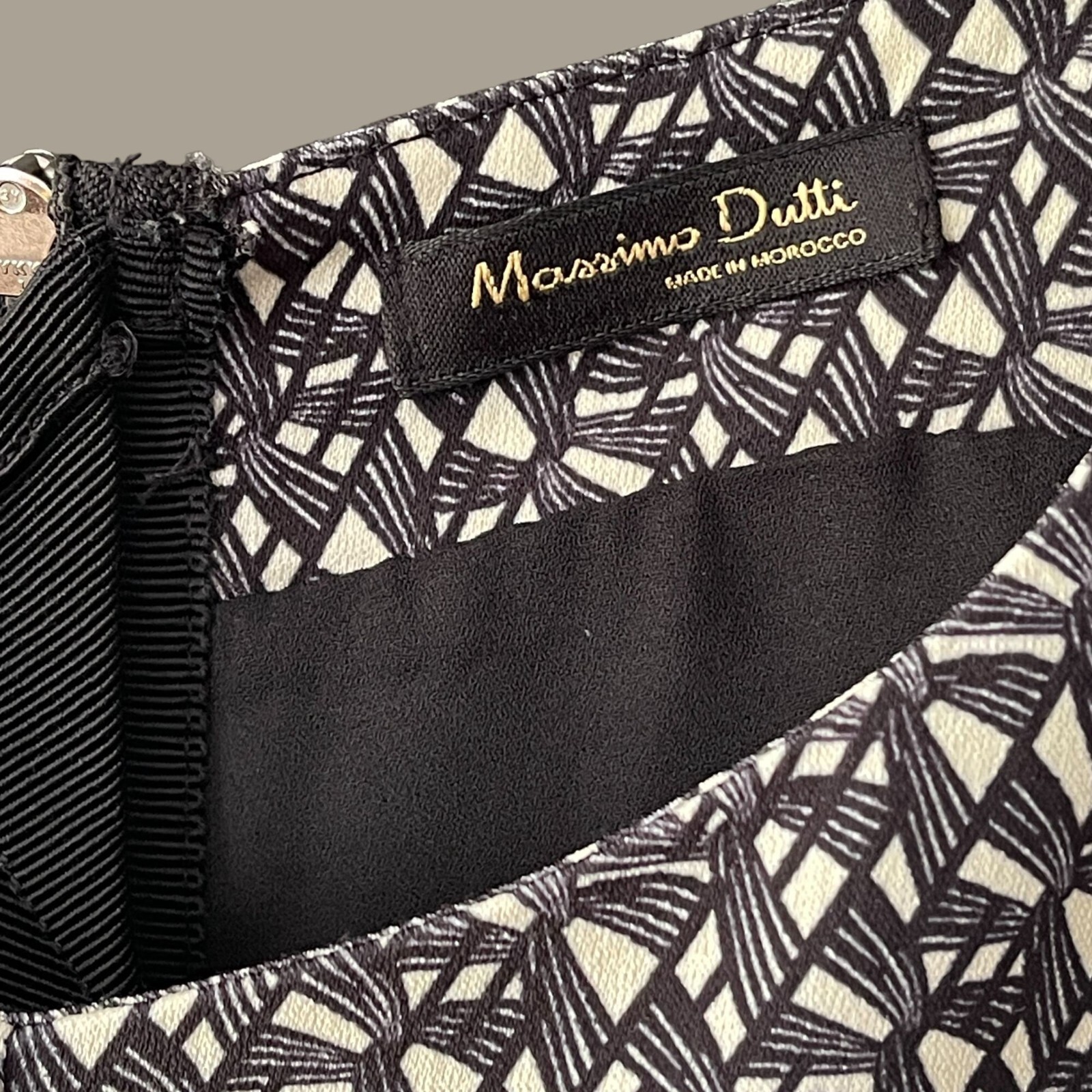 Massimo Dutti Black Geometric Pattern Sleeveless … - image 5