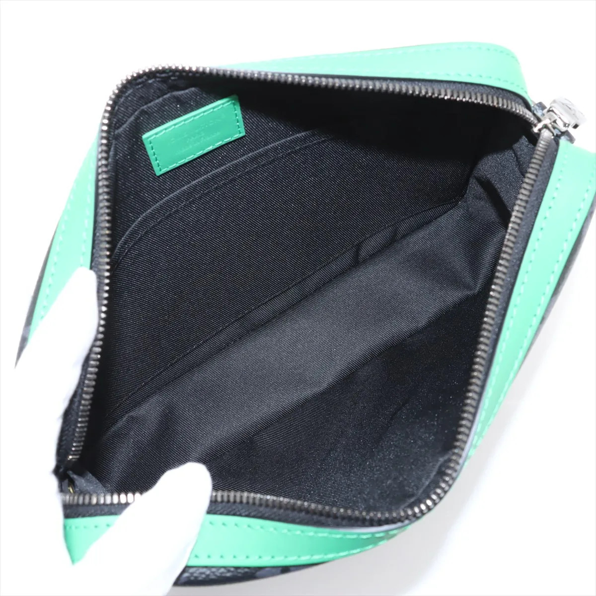 Louis Vuitton Monogram Eclipse trio messenger M26052 black x green There was an  thumbnail 6