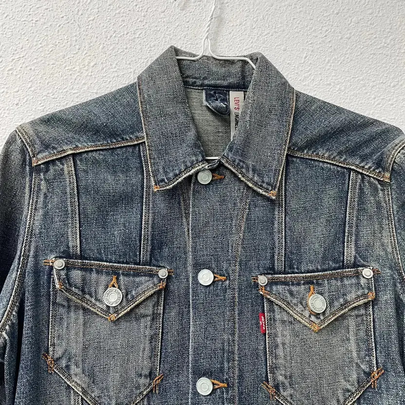 Levi's Engineered Medium Wash Denim Jacket Men's … - image 4