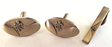 Vintage Fleur De Lis Gold Tone Oval 1" Cufflinks  1-3/8" Tie Bar Clasp Set