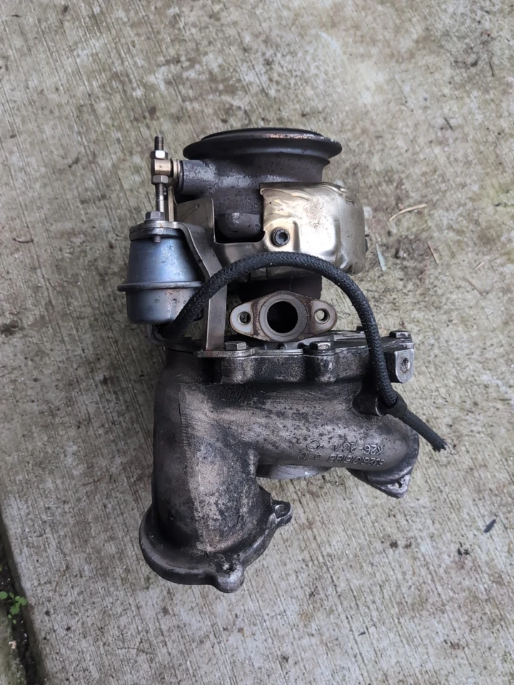 09-11 BMW E90 335d M57 Diesel Engine Turbocharger 7811404 OEM Low Pressure  - Image 3 of 4