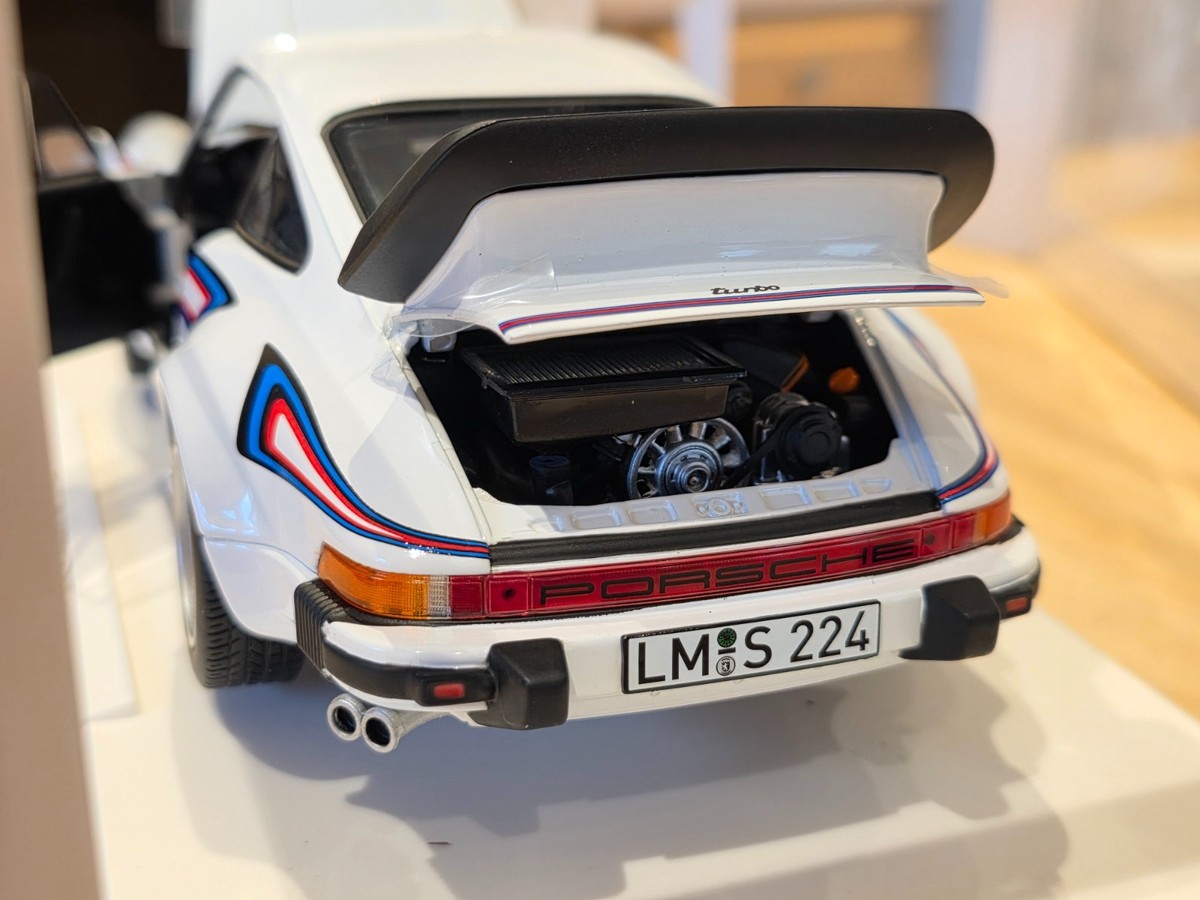 Norev 1980 PORSCHE 911 Turbo 3.3 1:18 187668 WHITE NEW in Box