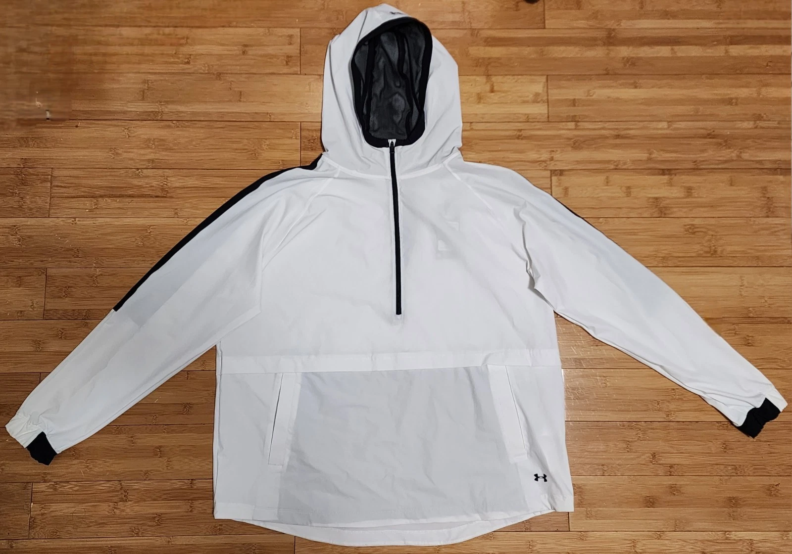 Under Armour Women's Sz XL White Run Storm Jacket Anorak Half Zip Hooded Active