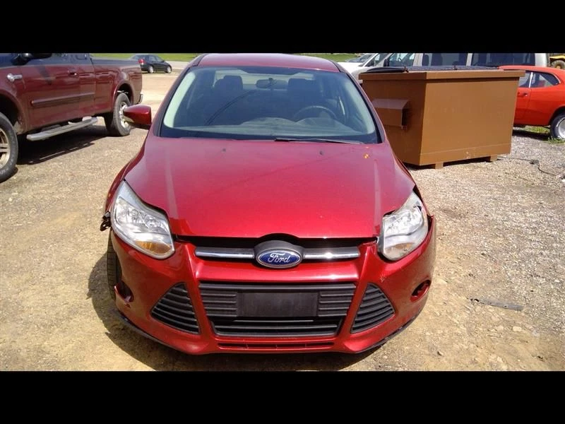 Portaequipajes y piñón de dirección Ford Focus 2013-2014 OEM Foto 4 de 4