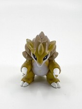 Sandslash Figure Original Pokémon TOMY Moncolle #028 Nintendo CGTSJ Gen 1 Rare