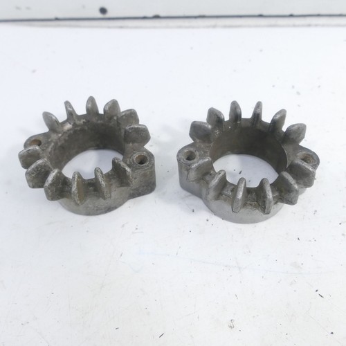 Honda CB 400 N EZ:85 2x Briede Auspuff Brieden Auspuffbefestigung 56737