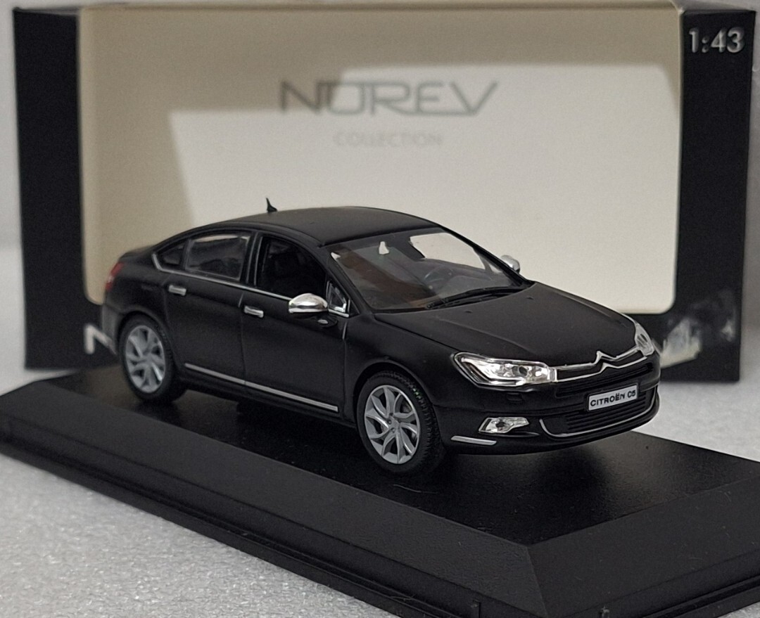 Citroën C4X grise (Norev) 1/43e