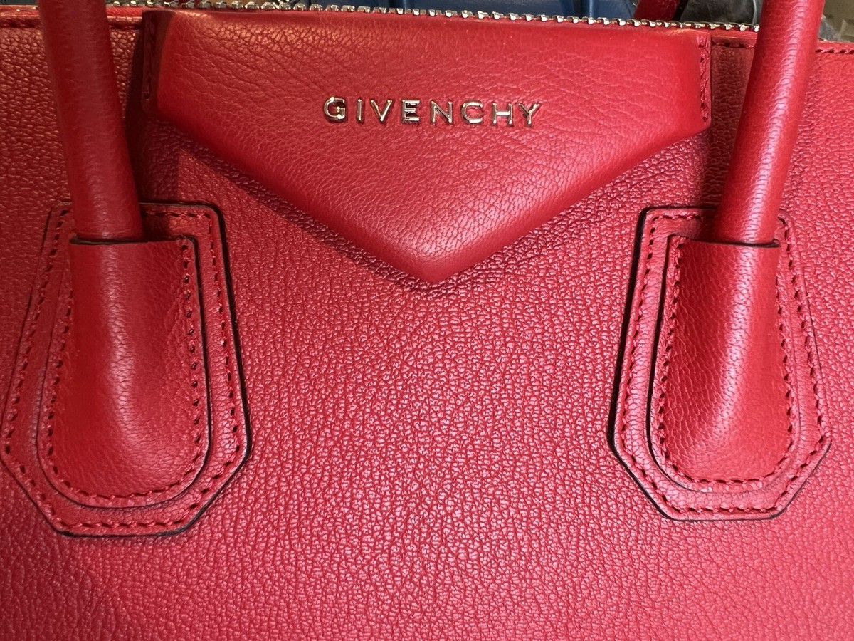【GIVENCHY】刺繍入りミニバッグ【関税送料込】 GIVENCHY — LSC INC