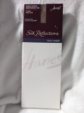 New Hanes Women's Silk Reflections Sheer Knee Highs Reinforced Toe 2 Pack 