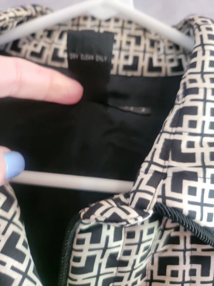 Silkland 女式丝绸西装外套 L 码办公室商务黑色白色 — 第 4/4 张图片