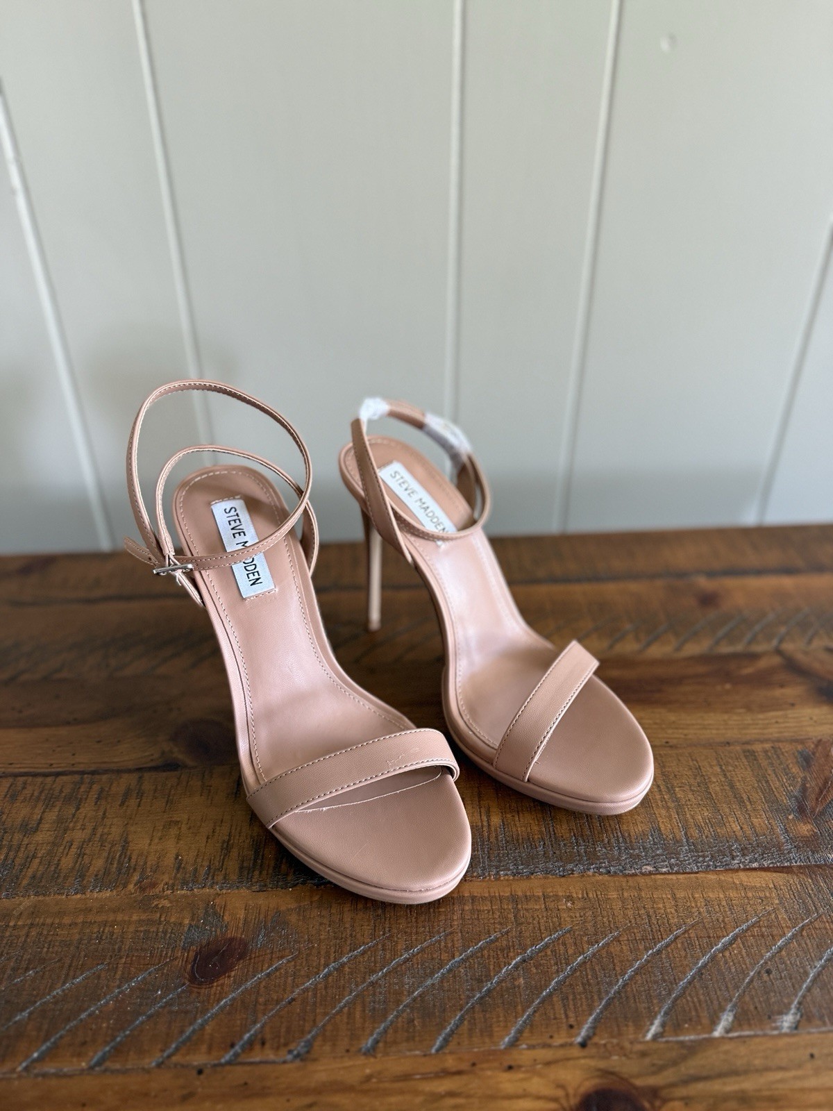 Steve Madden Nude High Heels Women’s Size 8.5