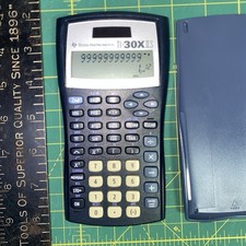 Texas Instruments TI-30X IIS Scientific calculator works great