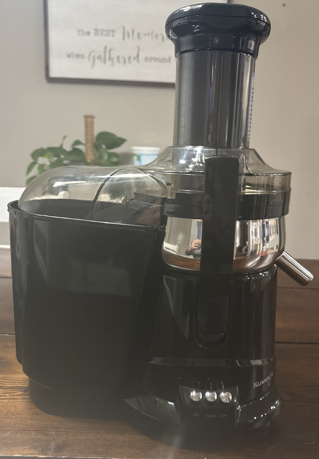 Kuvings NJ-9500U Centrifugal Juice Extractor- TESTED WORKS