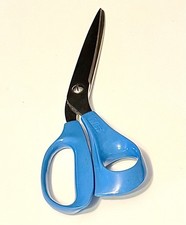Vintage WISS Blue Handle Dress-Makers' Shears~Made in USA