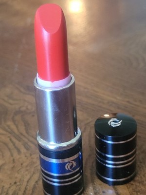 Jean D'estrees Lipstick Corrida Shade 520 3.8 Grams Slight Smudging Vtg 