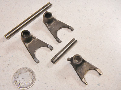 87 SUZUKI DR200H DR200 SHIFT FORKS ASY