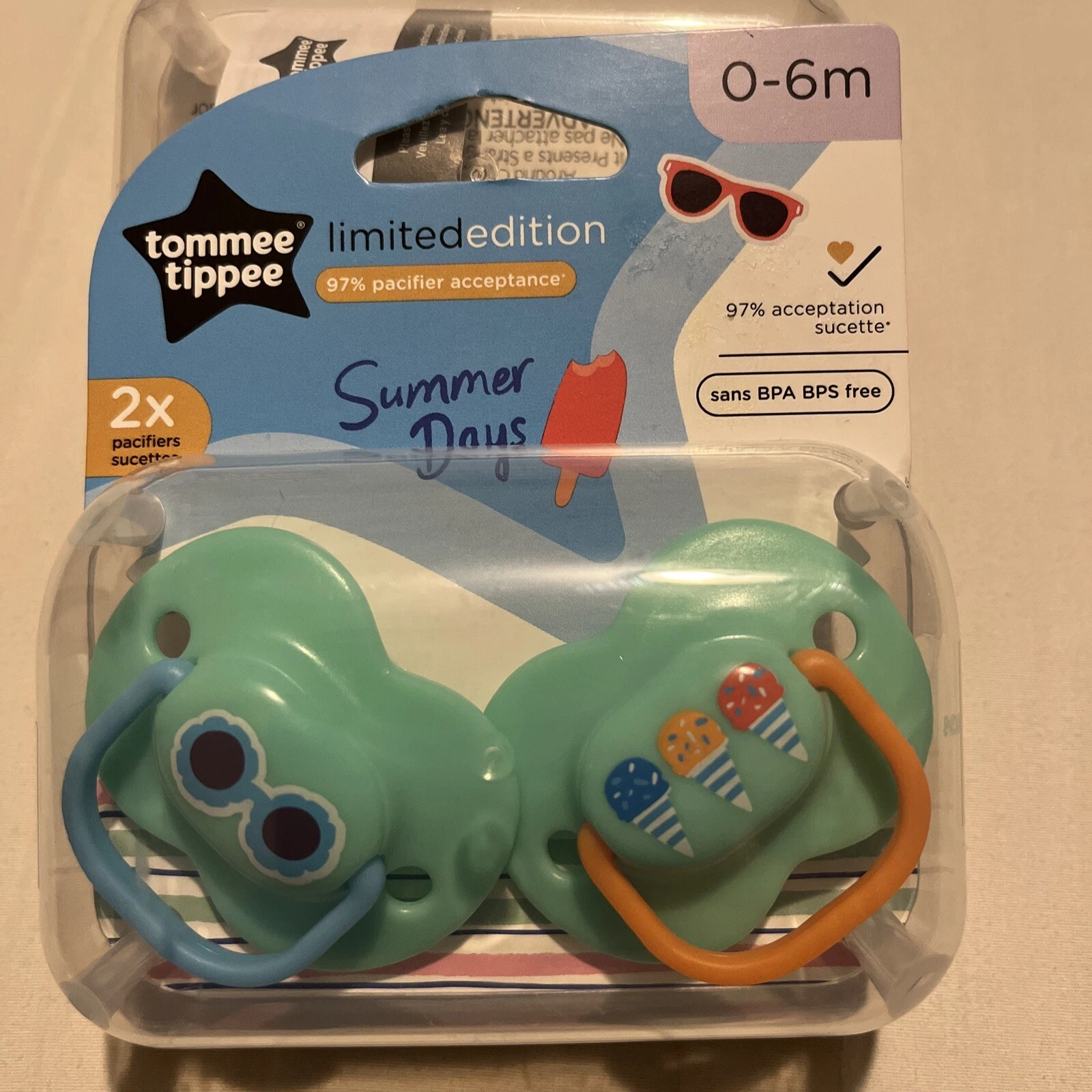 NEW! Tommee Tippee limited edition 0-6m pacifier x2 Plus A Clear Traveling Case