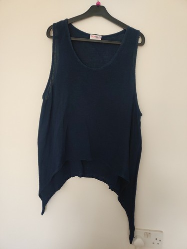 One Life Marineblaues Baumwollgaze Top in Größe 1. Lagenlook Drapy Style. Groß.
