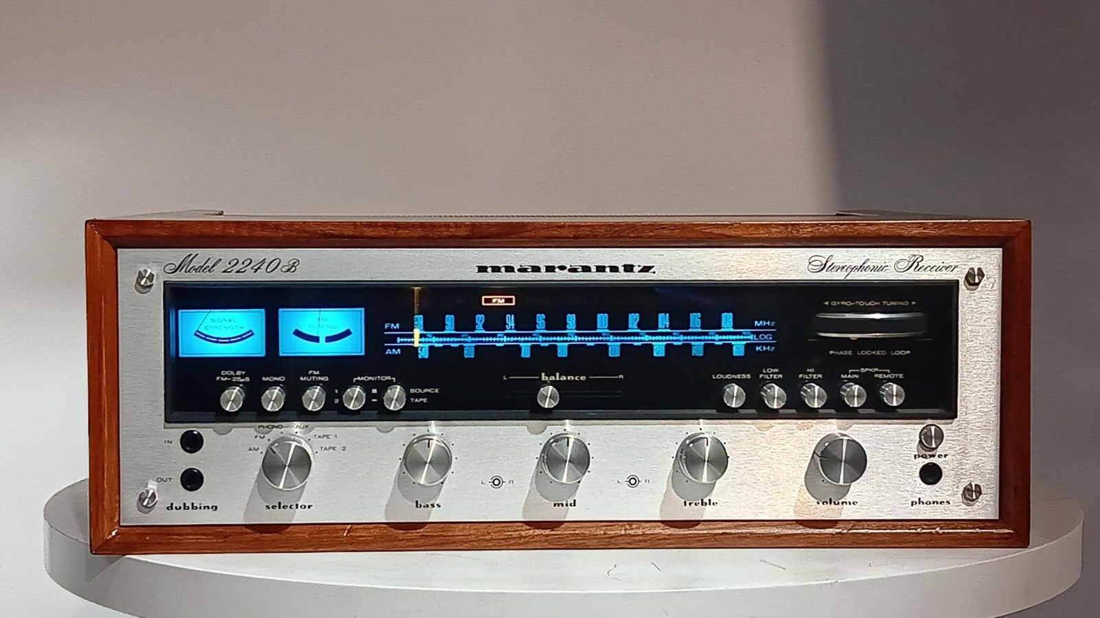 Marantz 2240B Vintage Receiver – Fully Restored/Recapped – 1