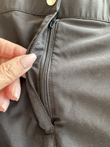 Pantalón corto de golf Chicos talla 3 (XL-16) Wm Zenergy negro con detalles con estampado de cebra ver fotos - Imagen 2 de 11