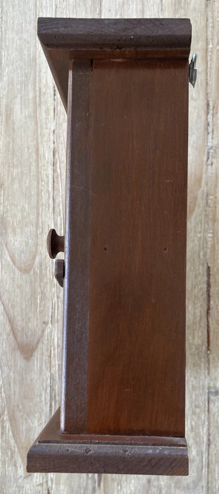 Armario de pared de madera vintage perforado a mano puerta de hojalata casa campo granja piña Foto 4 de 4