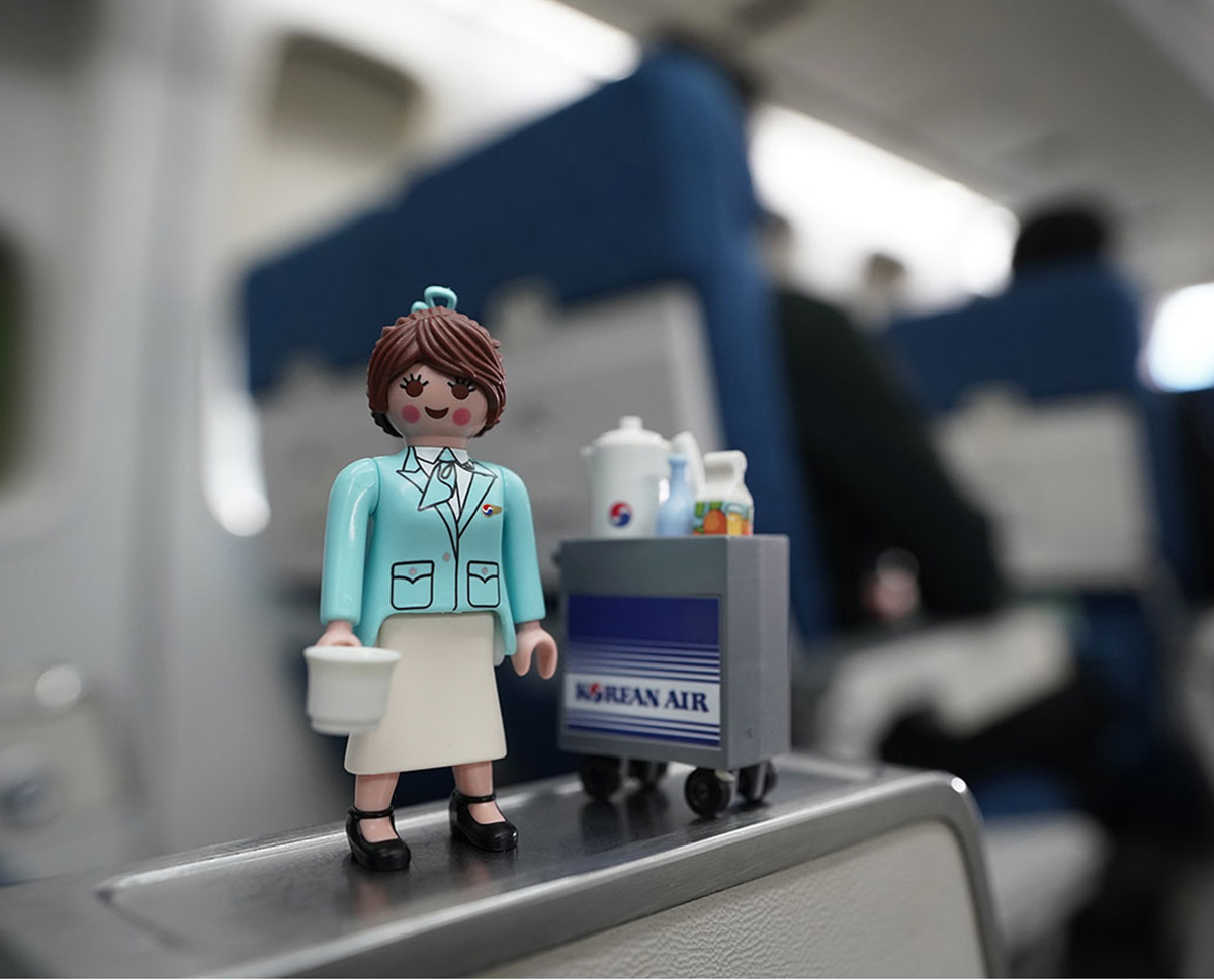 Playmobil x Korean Air 4-99 71018 Flight Attendant Cabin Playmobil x Korean Air 4-99 71018 Flight Attendant Cabin