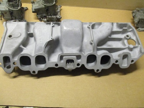 1968 Corvette 427 400hp Tripower Oval Port Intake and Carbs GM 3919850 3659 4055 - Picture 10 of 22