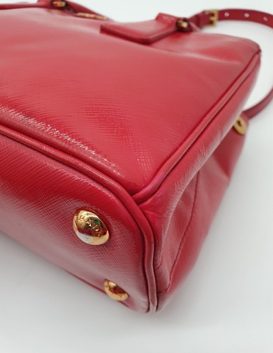 Authentic Prada galleria handbag - Picture 21 of 24