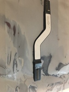 Apple Macbook A1502 Mainboard Verbindungsstecker