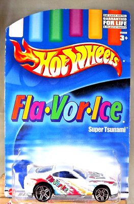 2004 Hot Wheels Fla-Vor-Ice Collectors Car SUPER TSUNAMI White w/Pr5 Spoke Wheel