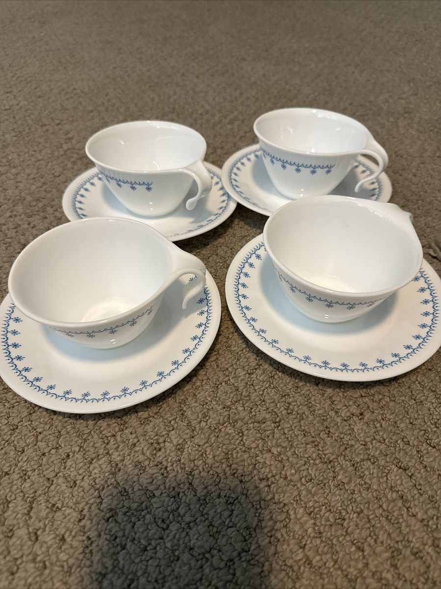 Corelle Vintage Set Of Blue Snowflake Garland Cups Saucers Hook Handle