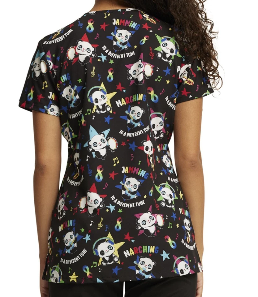 Womens Dickies EDS Scrubs Top V-Neck Print DK717 size S/Modern Classic/Panda - Image 2 of 4