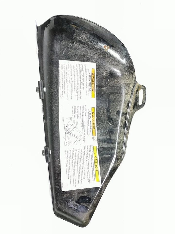 Harley-Davidson Sportster 2013 XL883 hierro lado izquierdo motor cubierta Foto 3 de 4