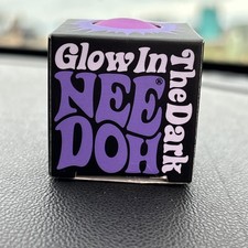Schylling NEE DOH Glow-in-the-Dark Squeeze Ball Toy PURPLE NeeDoh NEW IN BOX