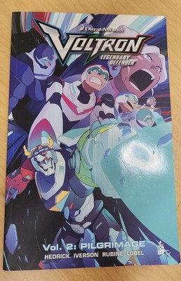 VOLTRON LEGENDARY DEFENDER VOL. 2: PILGRIMAGE, Bad Spine, cover peeling off book