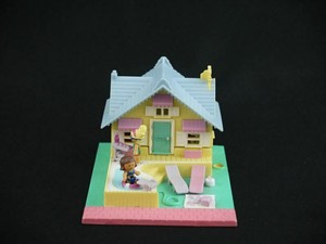 polly pocket summer house