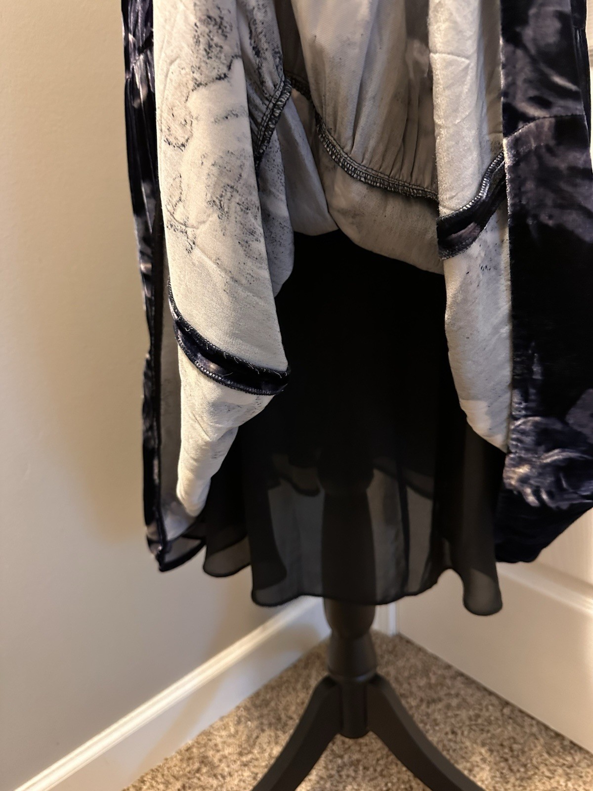 ✨Kate Spade New York Night Rose Ruffle-trim Velvet Dress Navy Size 6 NWT Flowy thumbnail 9