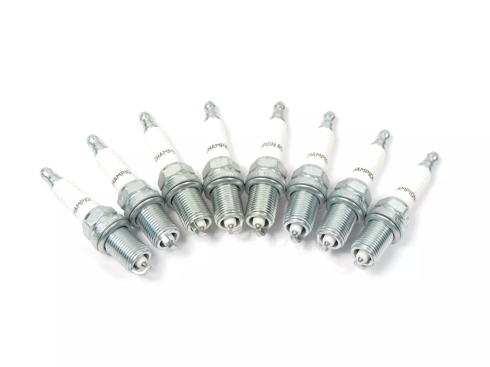 Set of 8 Champion KC10PYPB4 Land Rover Double Platinum Spark Plugs