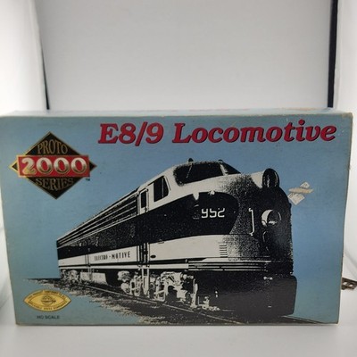 PROTO 2000 HO Diesel Locomotive E8/9 Lackawanna Light Function Multicolor DC