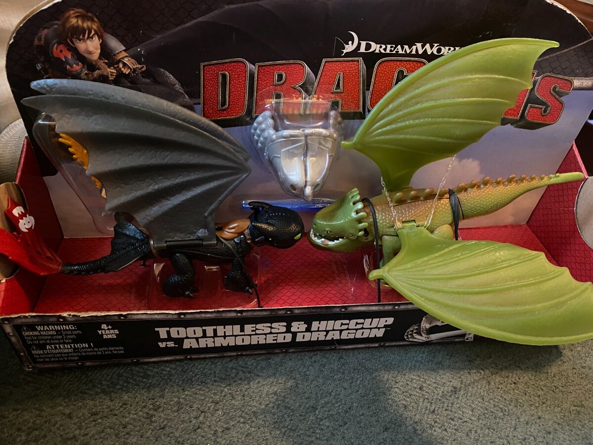 Dragons: Race to the Edge - Toothless & Hiccup Armored Dragon