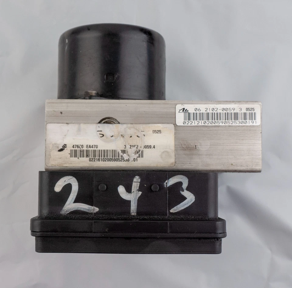 2005 Nissan Xterra ABS Controller  Antilock Brake Pump Control - Изображение 3 из 4