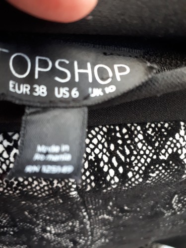 Ladies leggings by Topshop, size 10, L28, B&W unusual leopard look, NWOTs, 57 - Picture 3 of 3