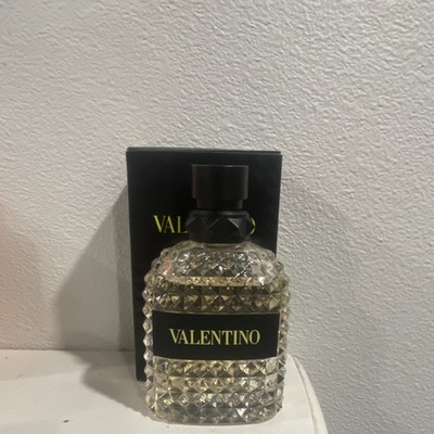 Valentino Born in Roma Yellow Dream Eau de Toilette 3.4 fl oz Regular Size