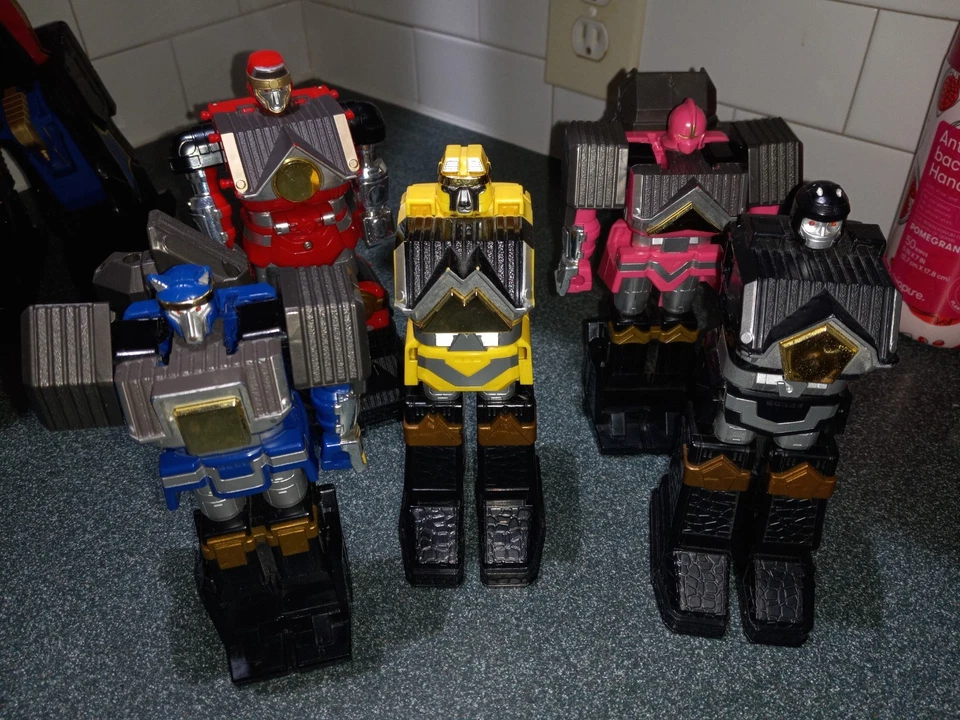 Mighty Morphin Power Rangers Megazord Foto 4 de 4