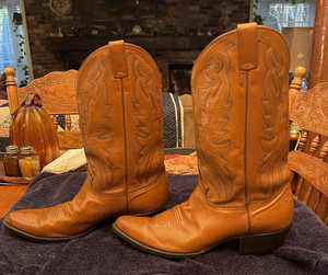 Vintage Justin Boots Mens 11 E Tan Brown Kiddie Leather Diamond J Boots 3802M Justin Diamond J Boots | eBay main image 2