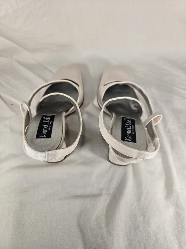 Vintage Kenneth Cole Ivory Slingback Pumps Womens 6.5 Criss Cross Straps 90s Y2K - Image 4 of 4