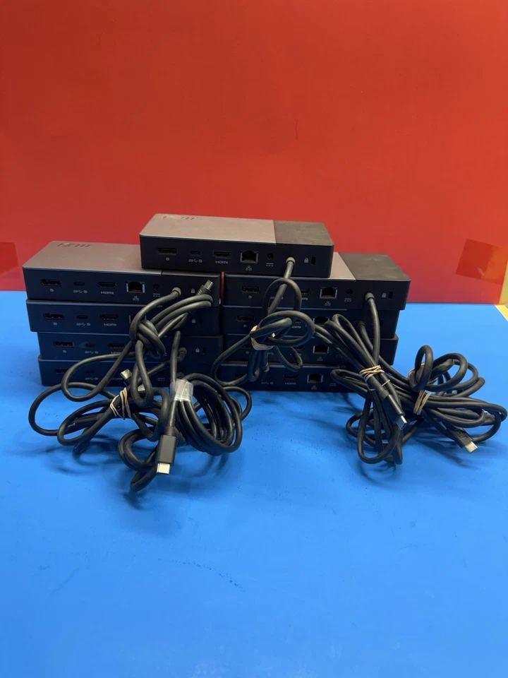 MSI USB-C Docking Station Gen 2 – Model MS-1P15 – 7pcs No Power Adapter - Image 3 of 4