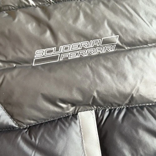 Official Scuderia Ferrari Black Red Down Jacket Vest Men’s Size S image 7