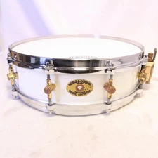 NOBLE & COOLEY 14x4 Solid Maple Snare NOBLE & COOLEY Veneer maple snare drum
