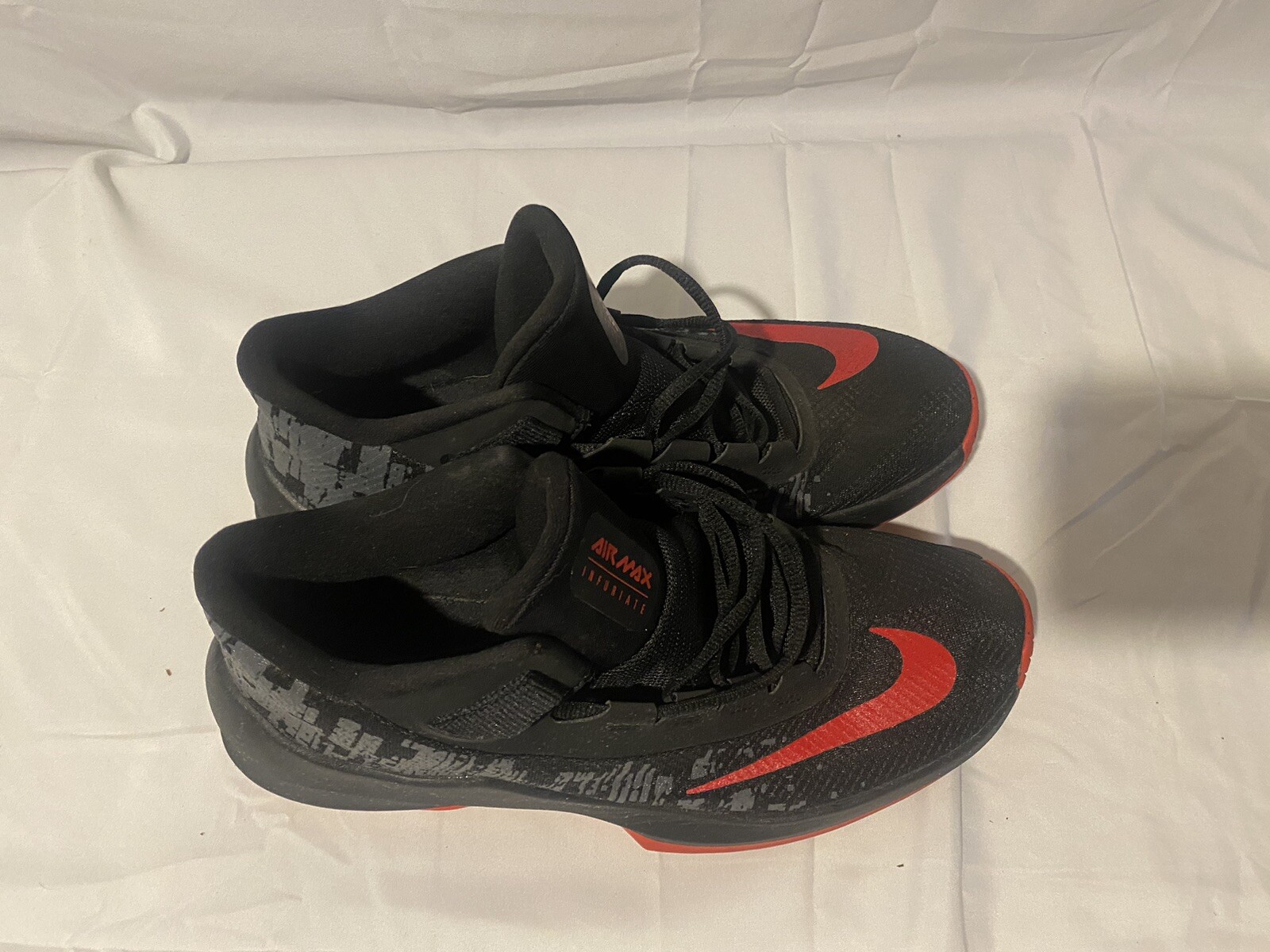 nike air max infuriate 2 mid black red